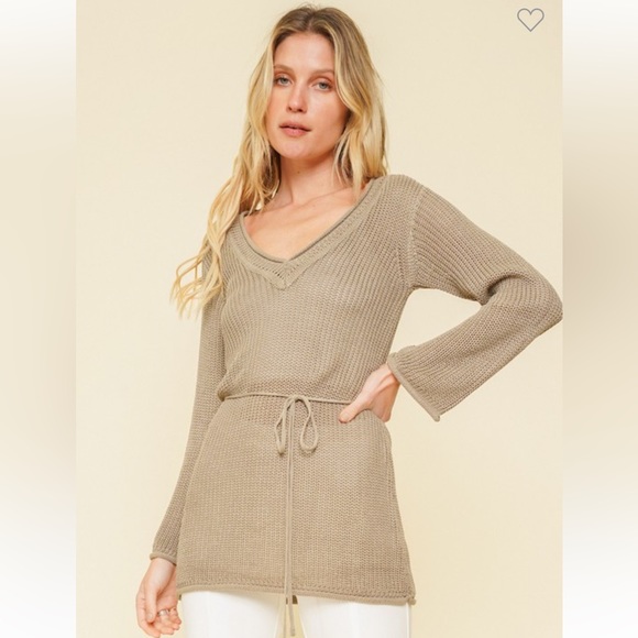 Hem & Thread Tunic Sweater Crochet Tie Waist Olive Green. NWT still in plastic. - Picture 4 of 6